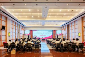 聚焦学习教育，共筑廉洁防线——玉柴物流党委开展专题党课暨集体廉洁谈话会